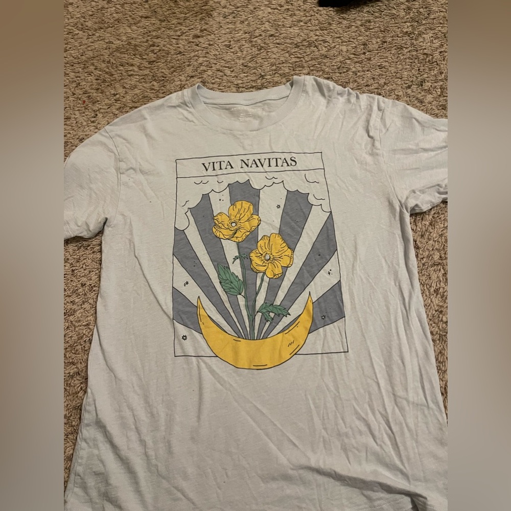 american eagle t shirt